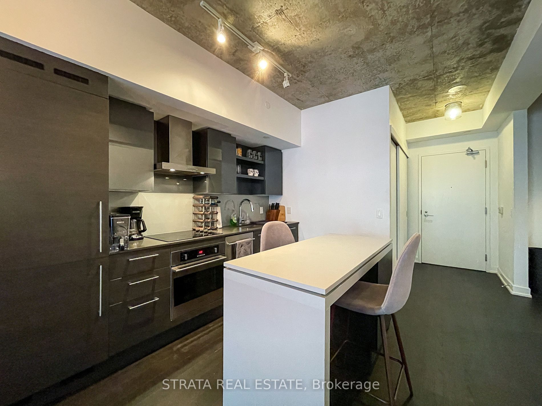 1030 King St W, #1131