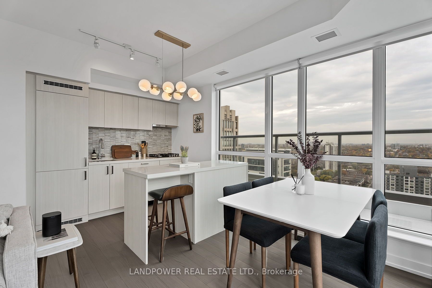501 St Clair Ave W, #2201