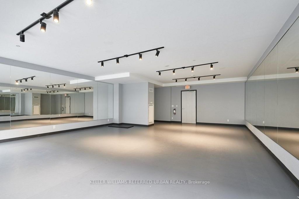 39 Brant St, #603