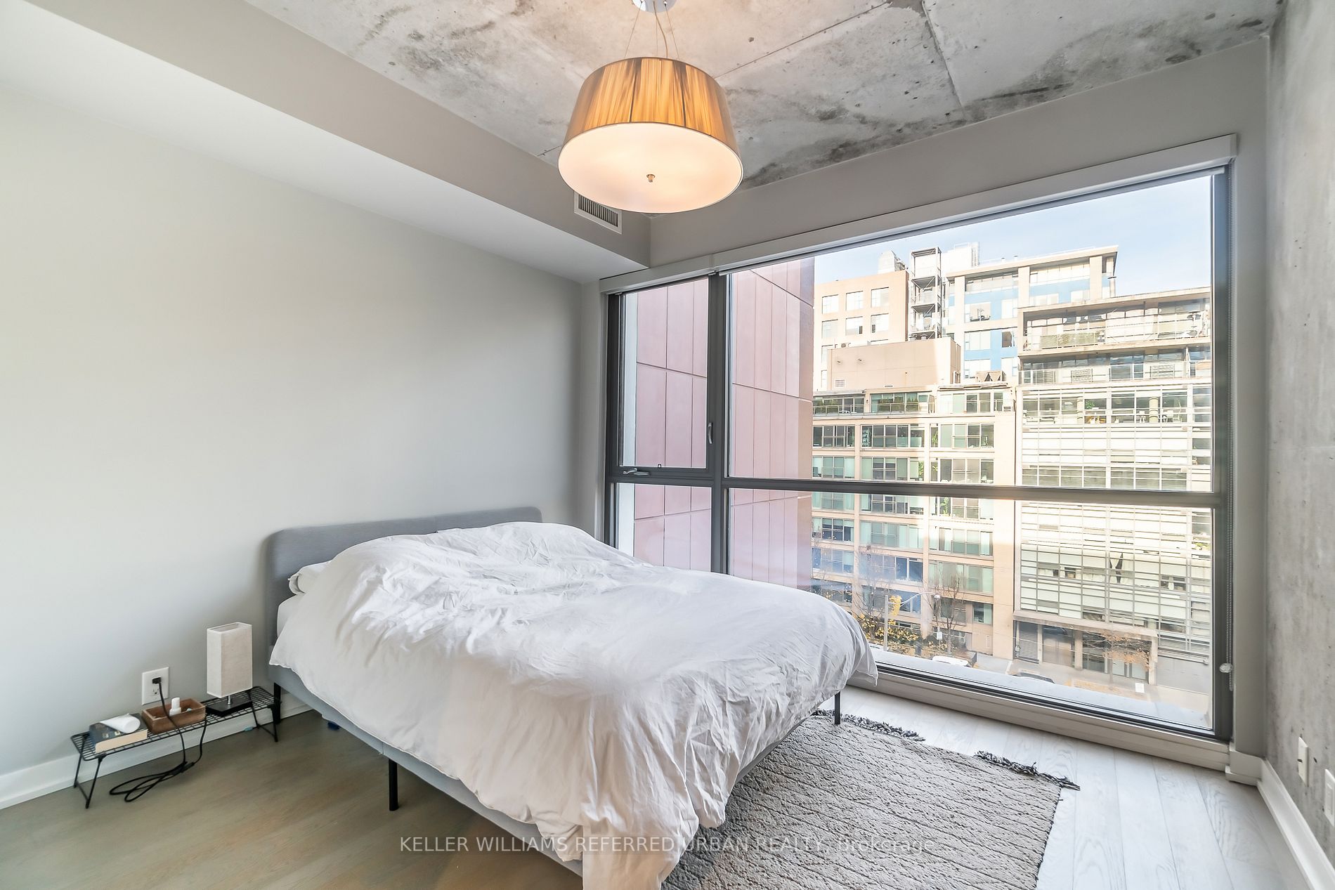 39 Brant St, #603