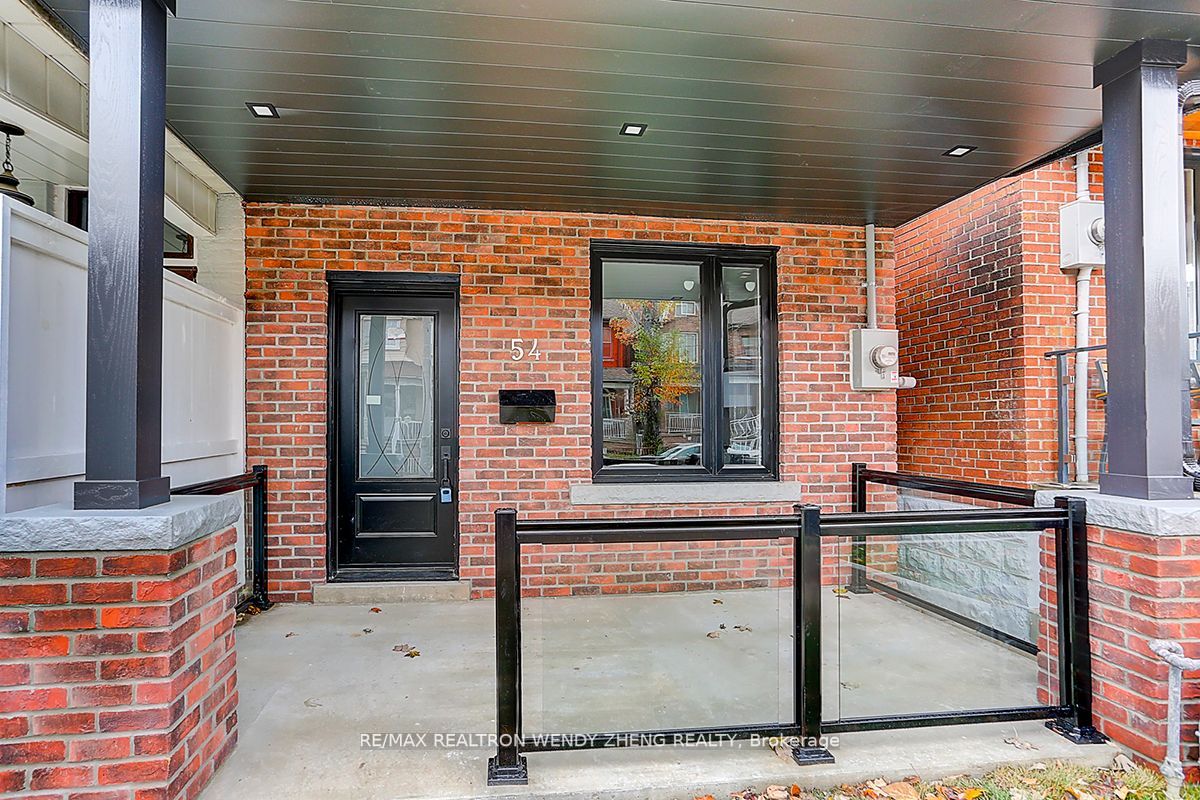 54 Montrose Ave