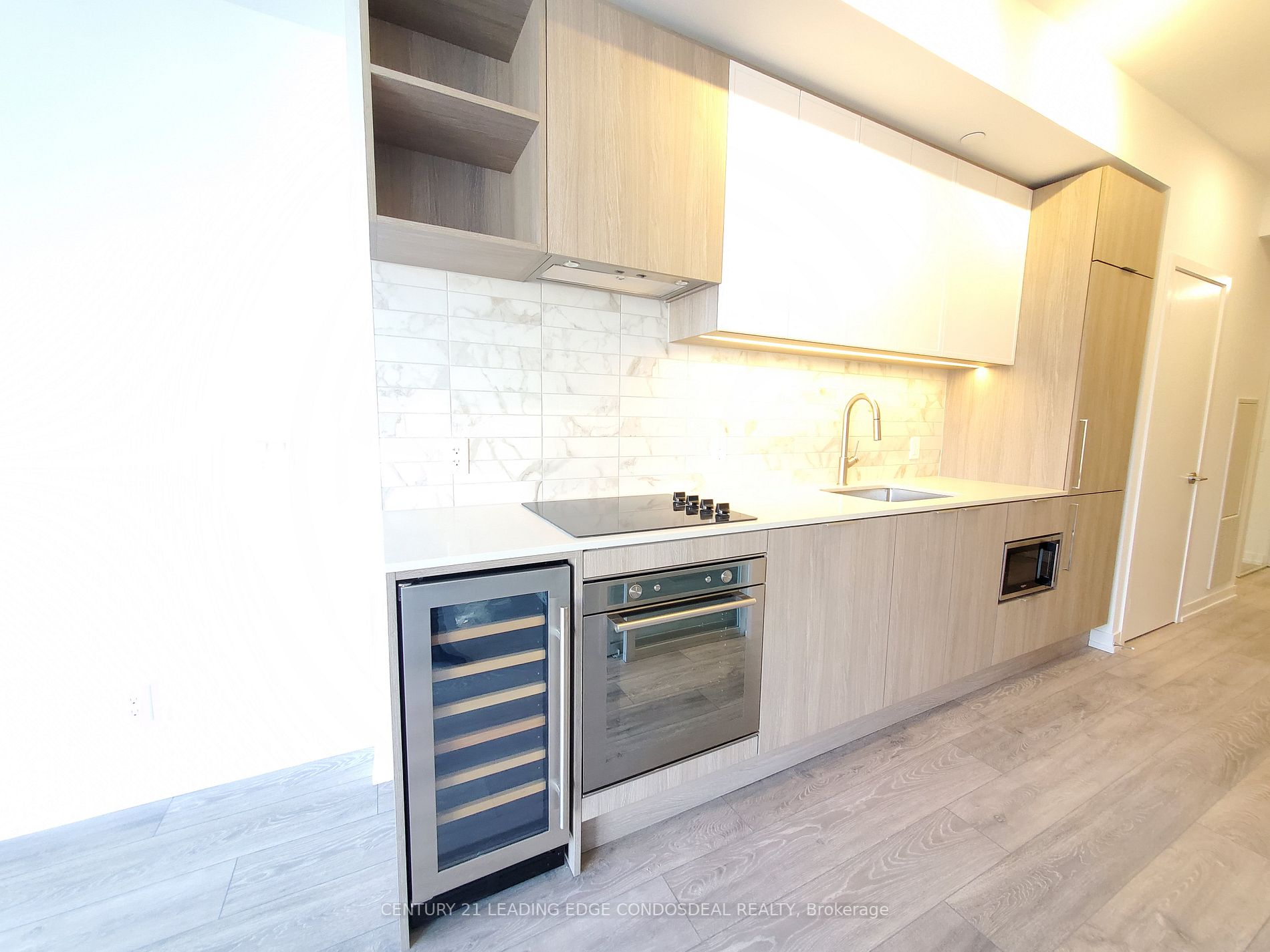2020 Bathurst St, #328