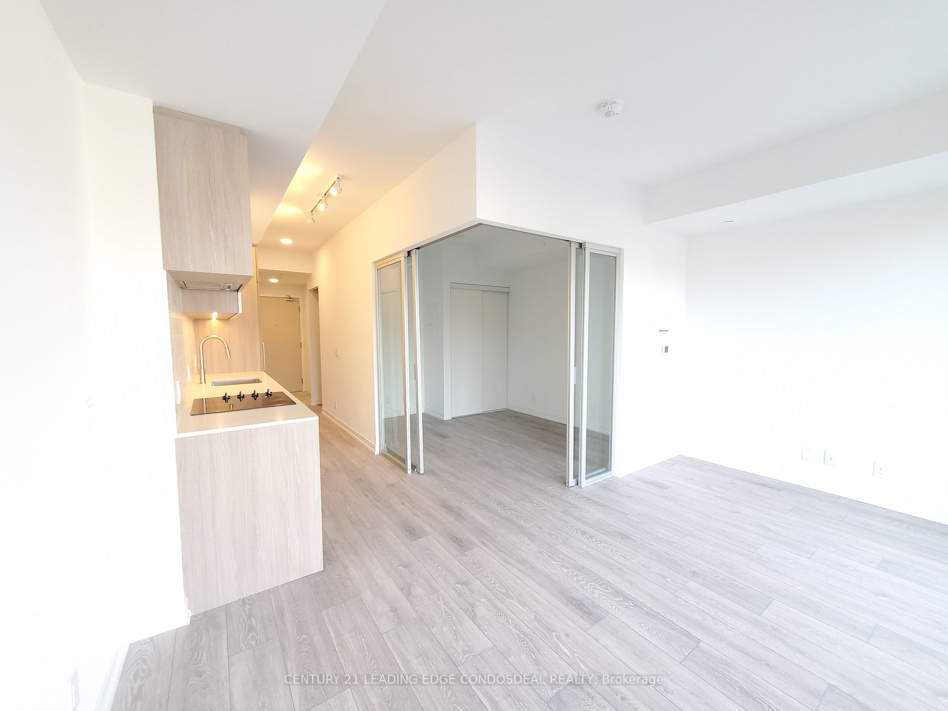 2020 Bathurst St, #328