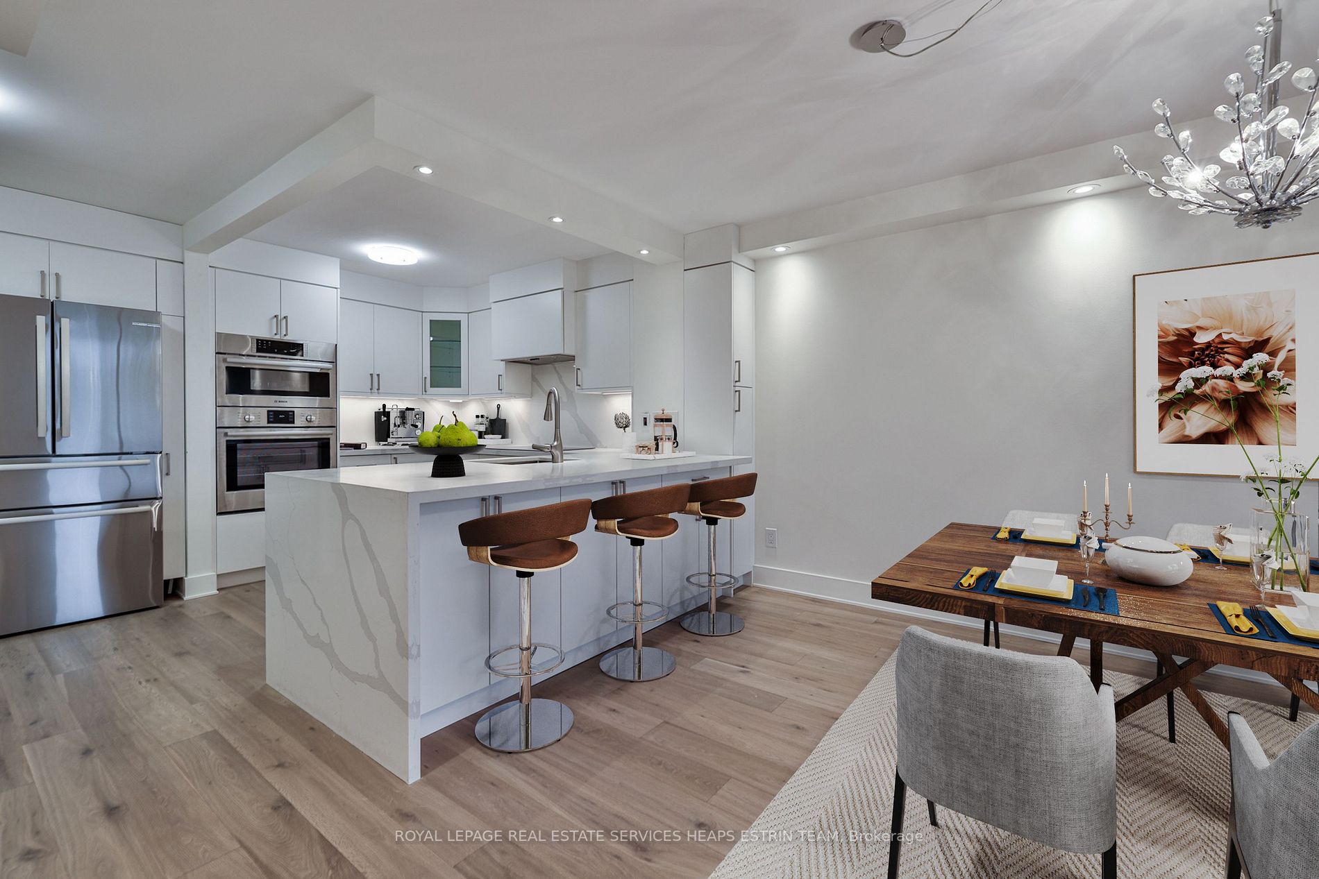 95 Prince Arthur Ave, #516