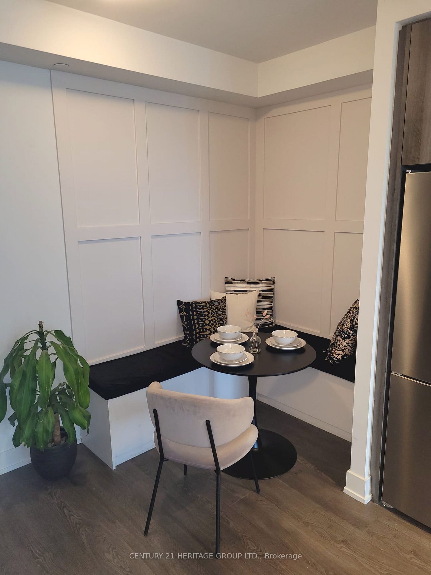 11 Lillian St, #801