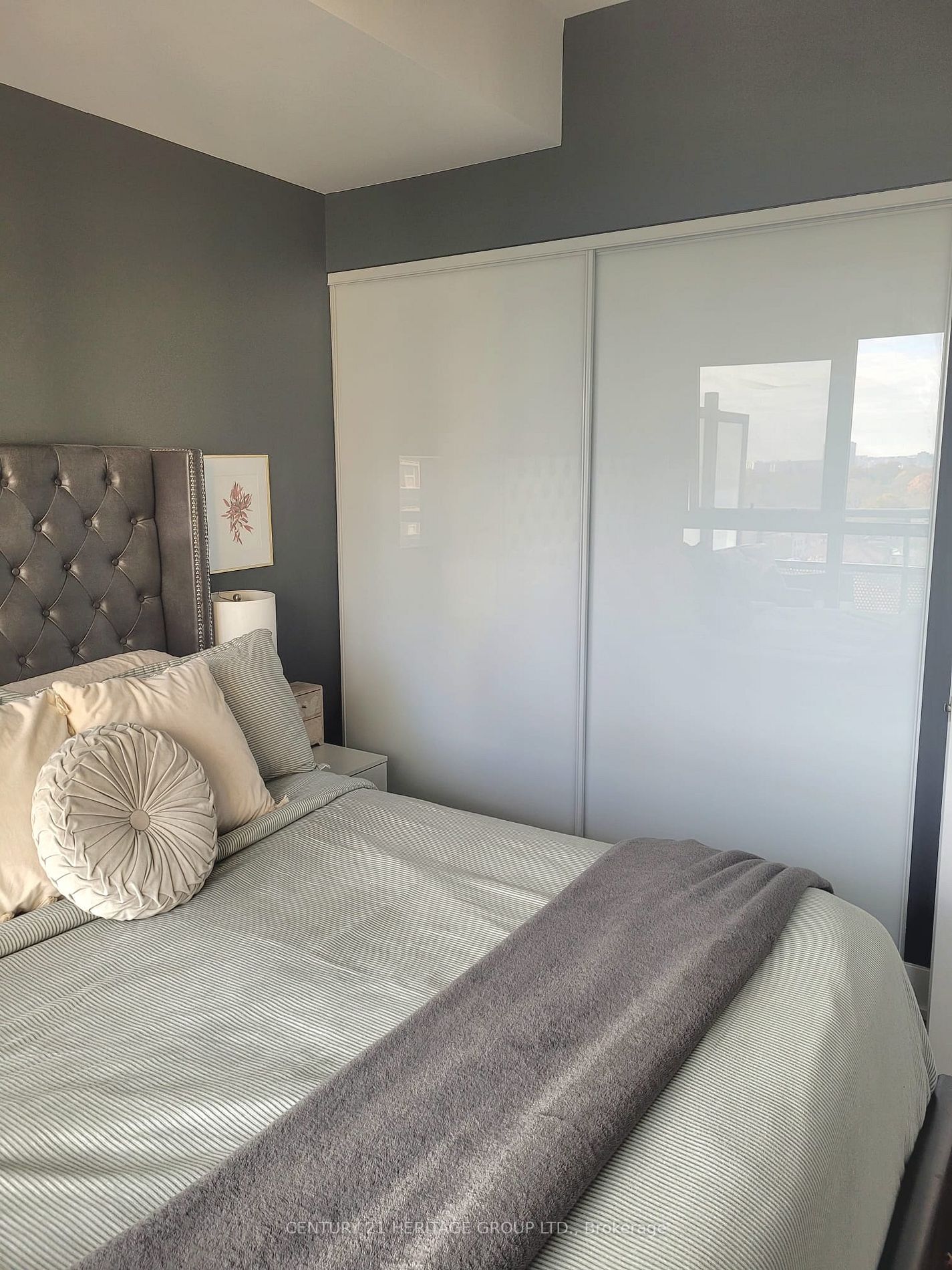 11 Lillian St, #801