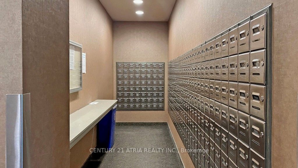 188 Doris Ave, #1603