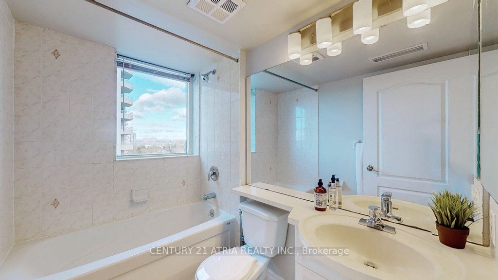 188 Doris Ave, #1603