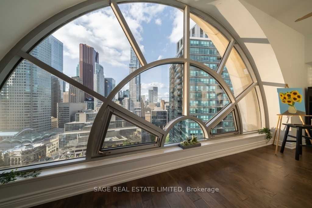 25 The Esplanade Ave, #2408