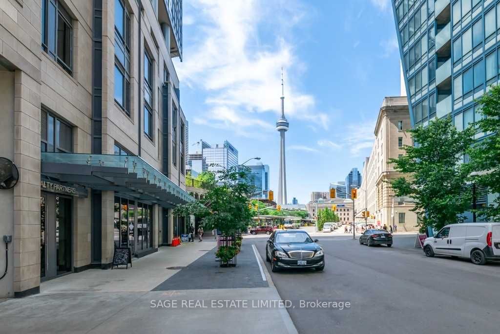 25 The Esplanade Ave, #2408