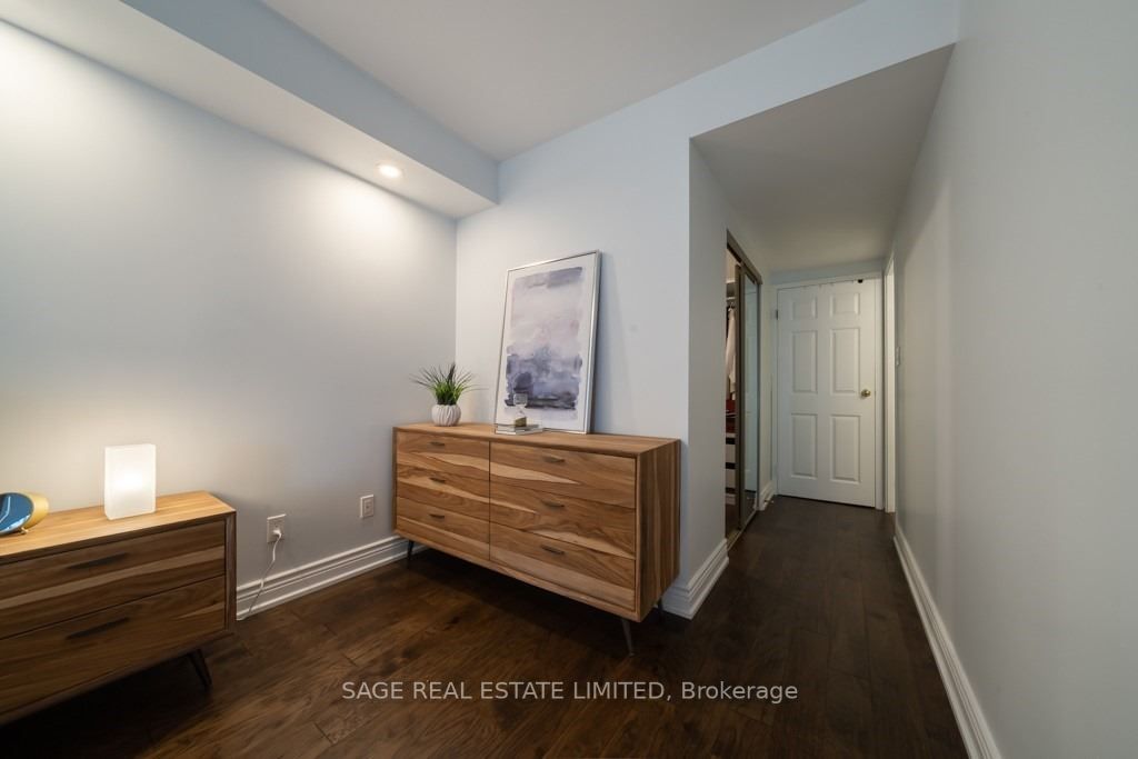 25 The Esplanade Ave, #2408