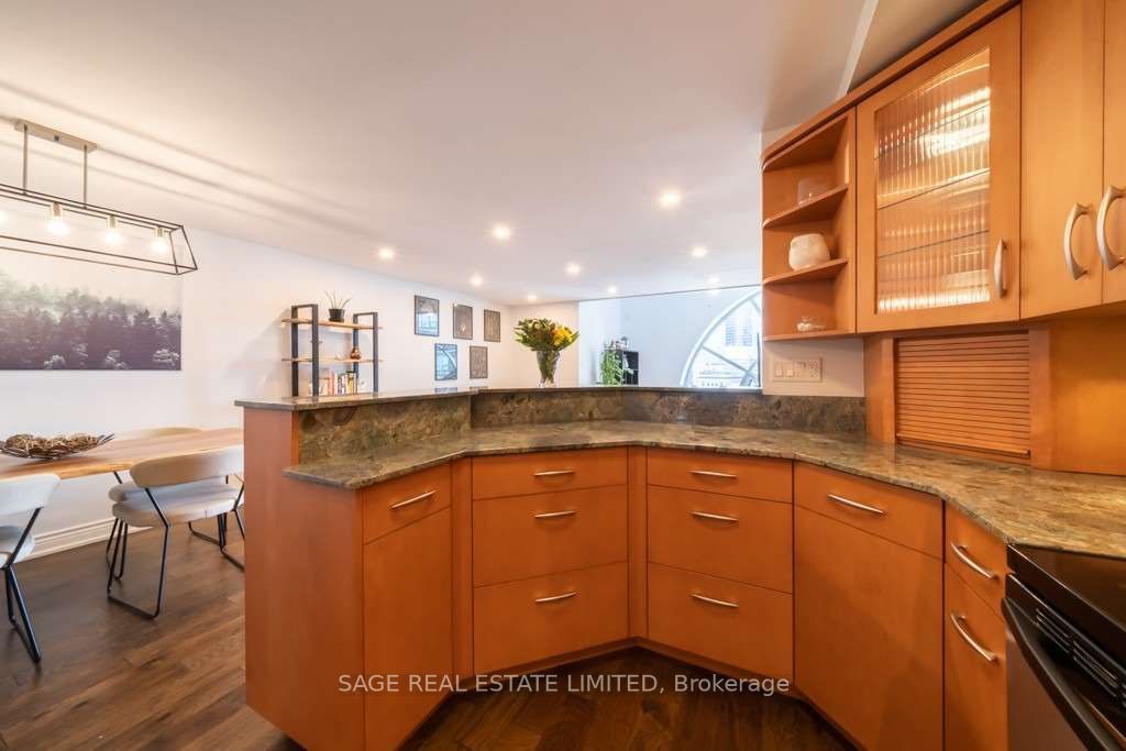 25 The Esplanade Ave, #2408