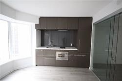 155 Yorkville Ave, #711