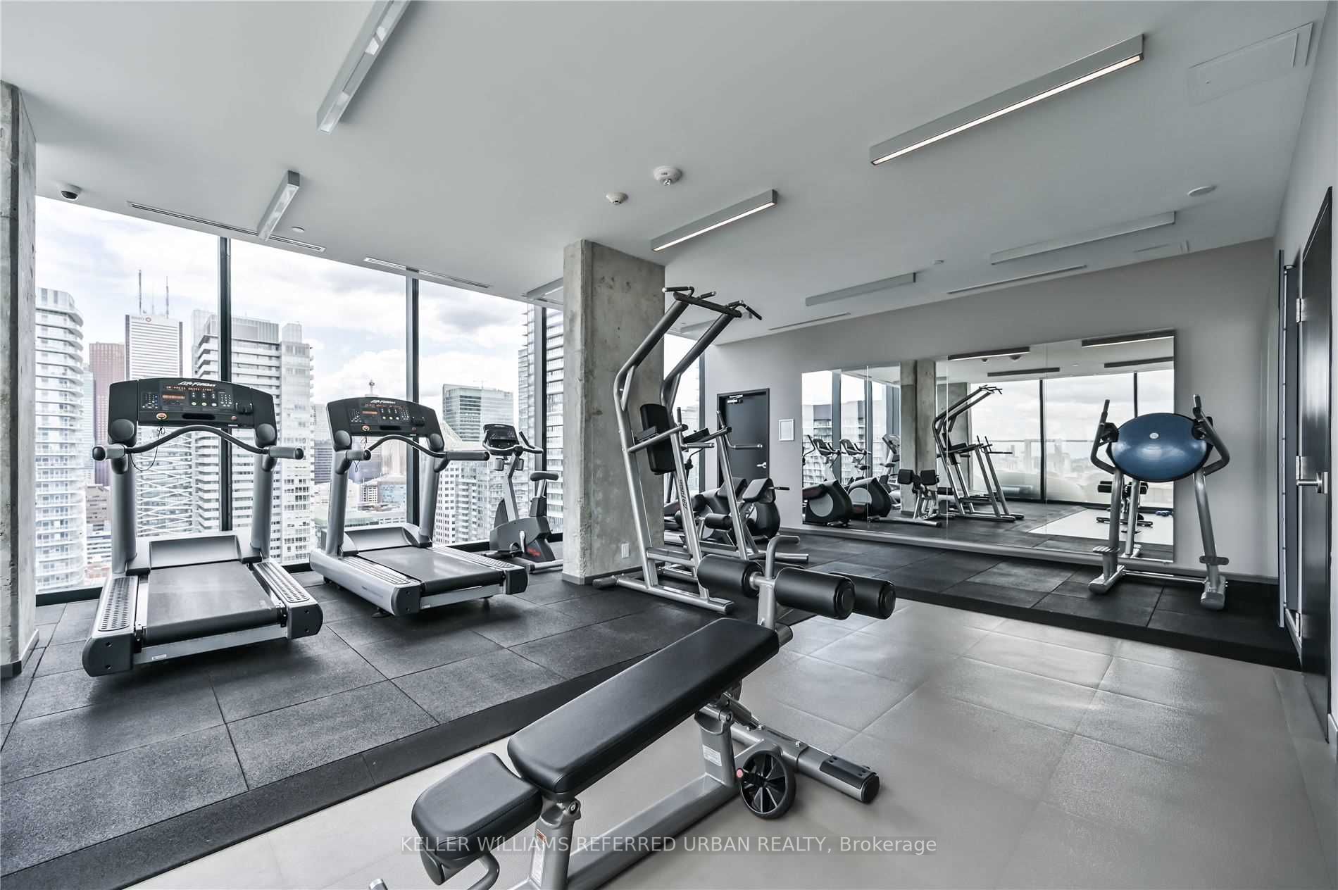 11 Charlotte St, #2406