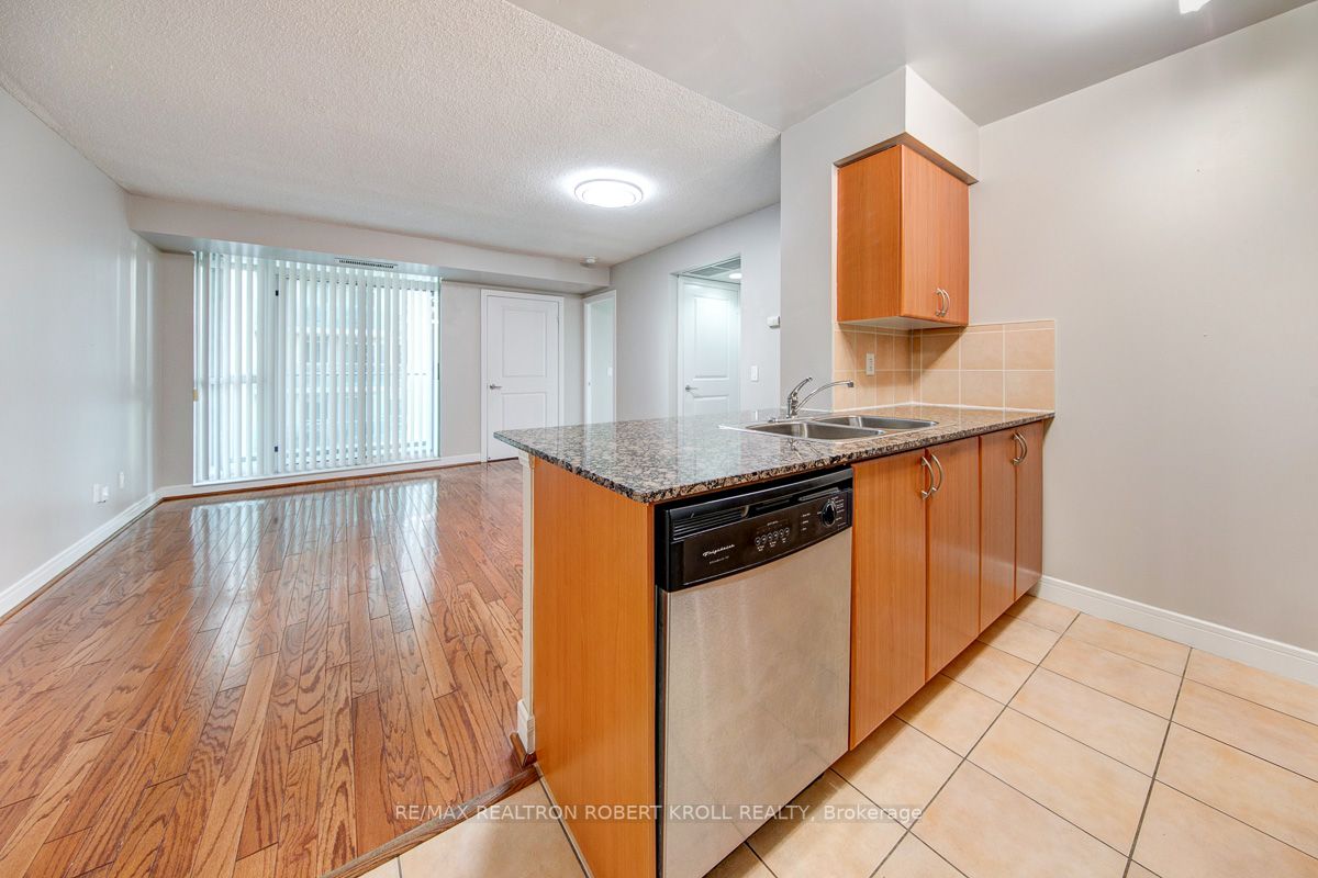 35 Bales Ave, #705