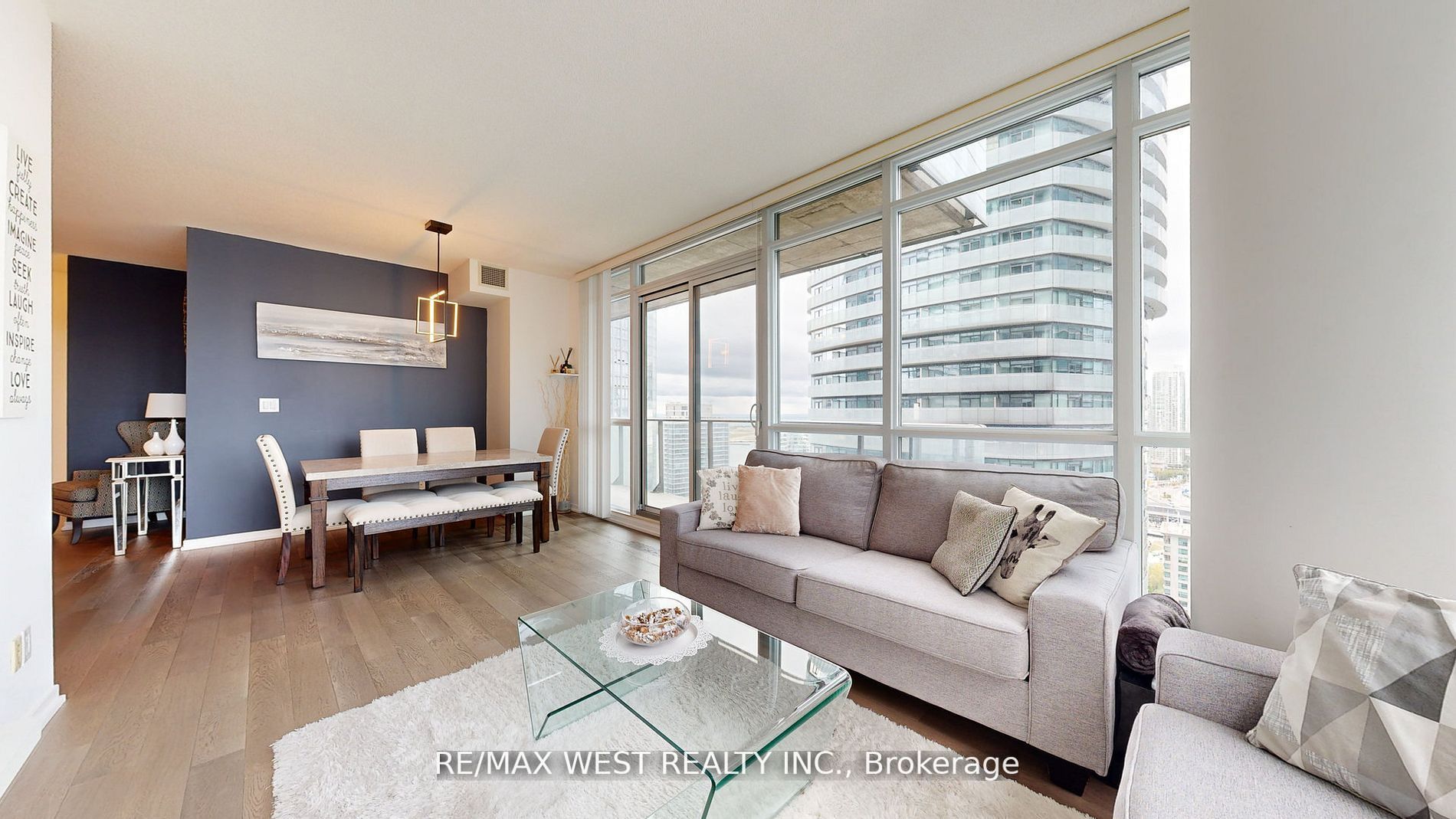 55 Bremner Blvd, #2601