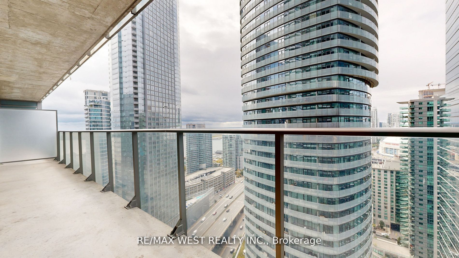 55 Bremner Blvd, #2601