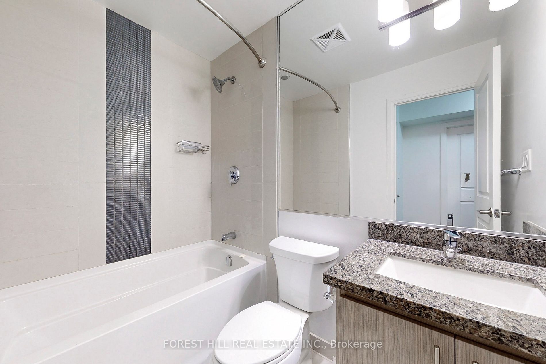 130 Raglan Ave, #9