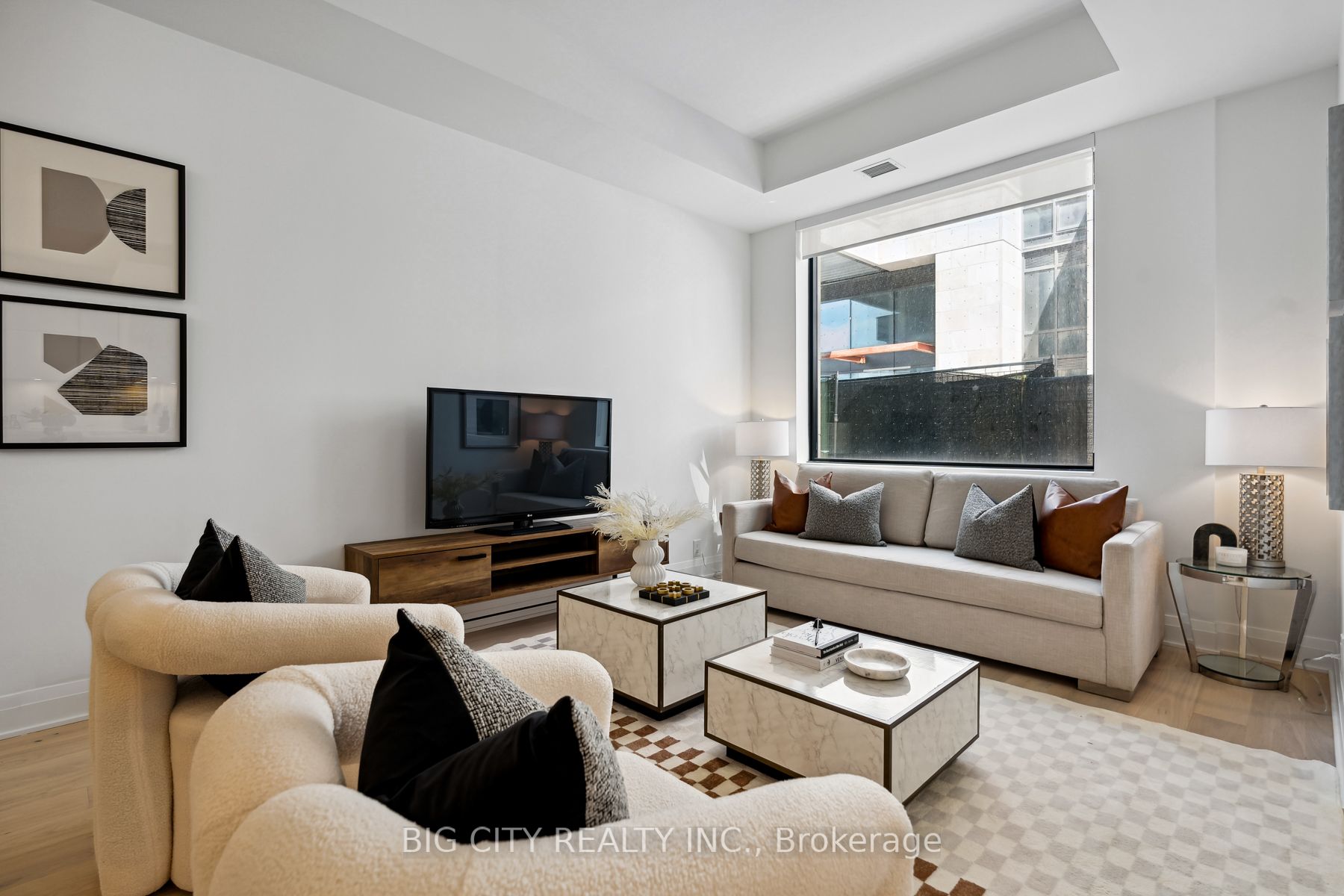 33 Frederick Todd Way, #Th01