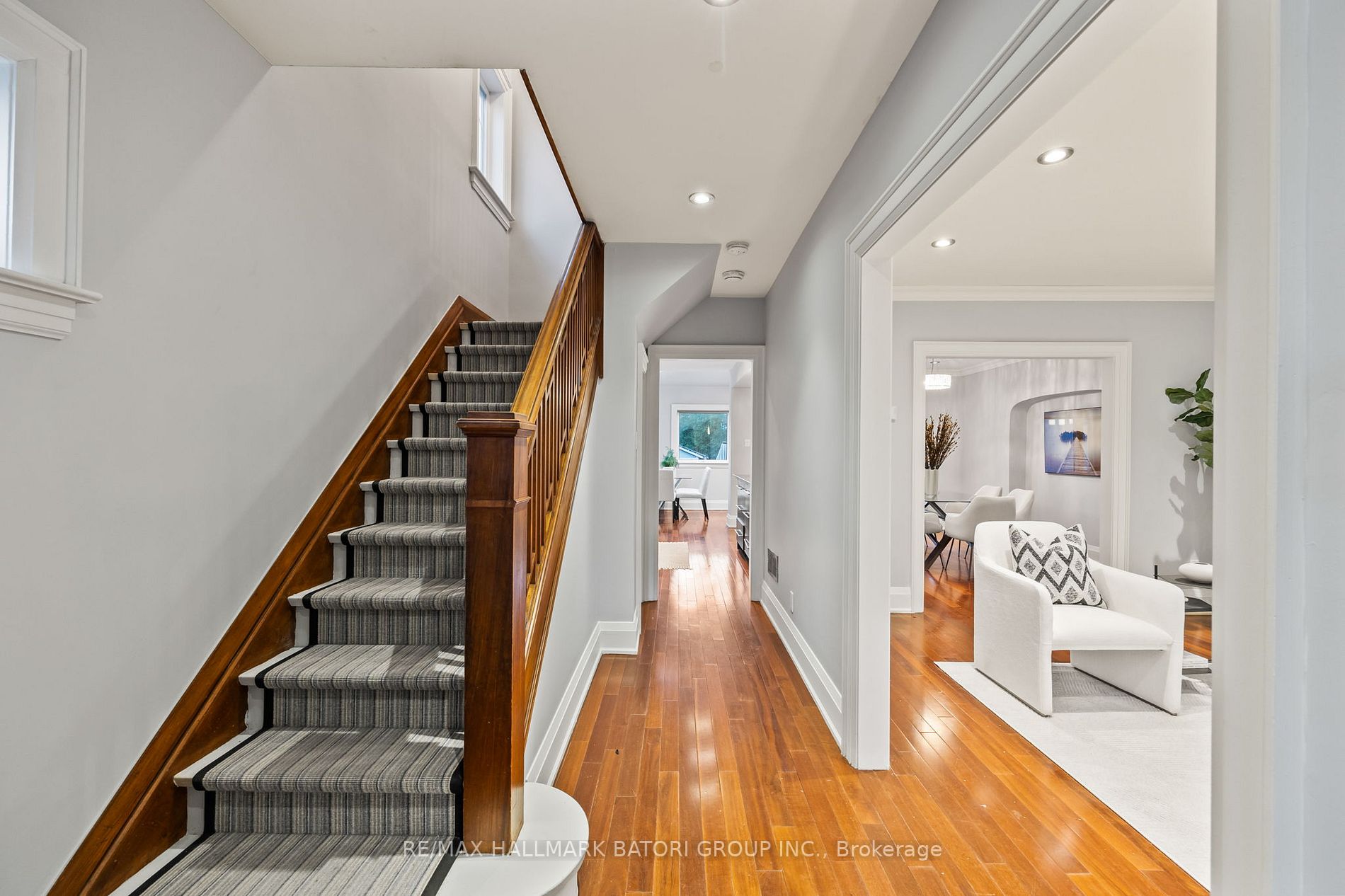 98 Castle Knock Rd