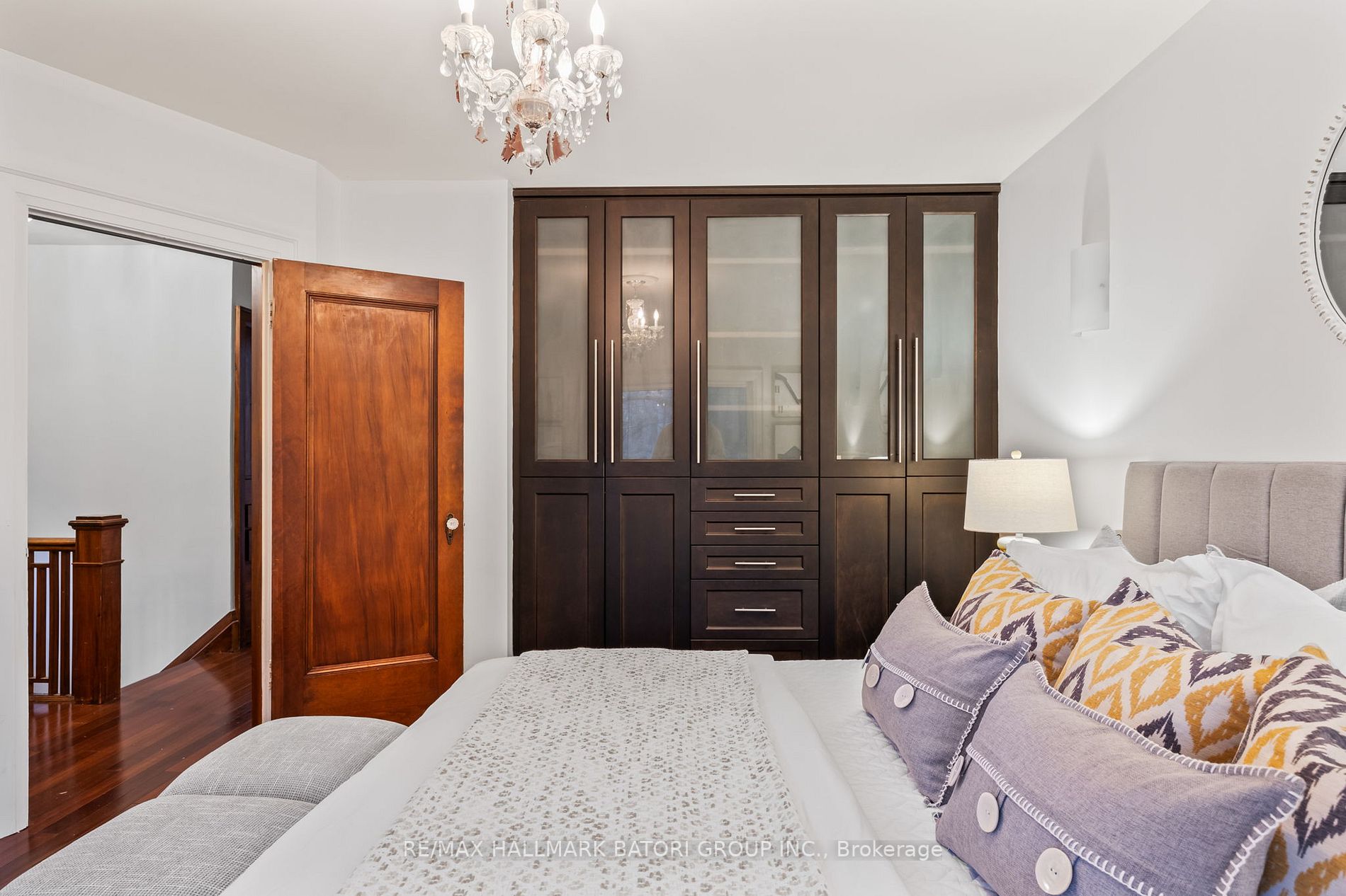98 Castle Knock Rd