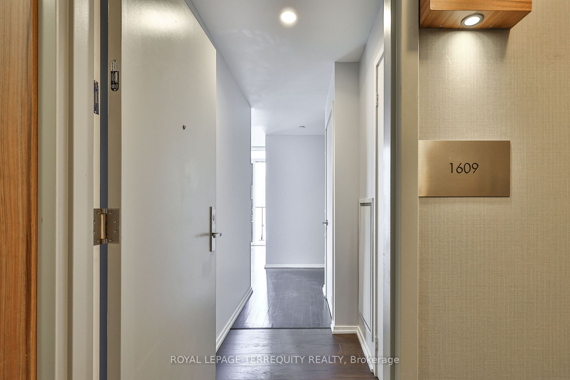 75 St Nicholas St, #1609