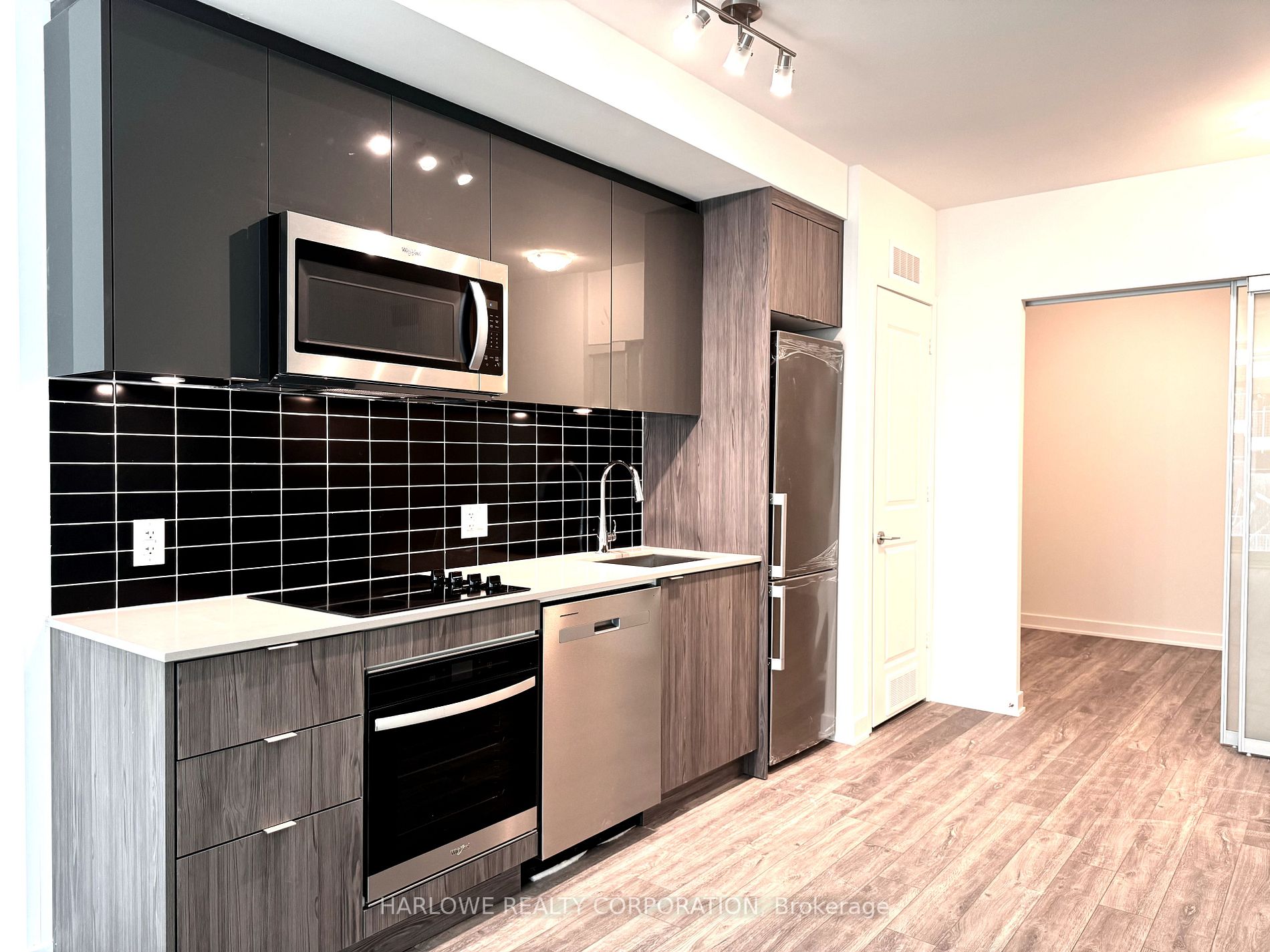 100 Dalhousie St, #416