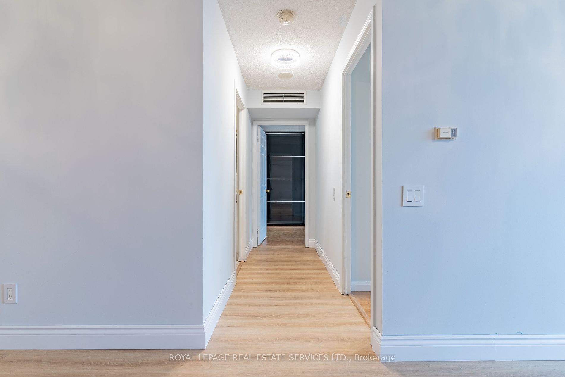 33 Empress Ave, #2715