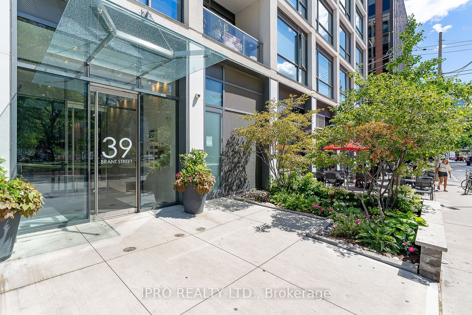 39 Brant St, #Ph12