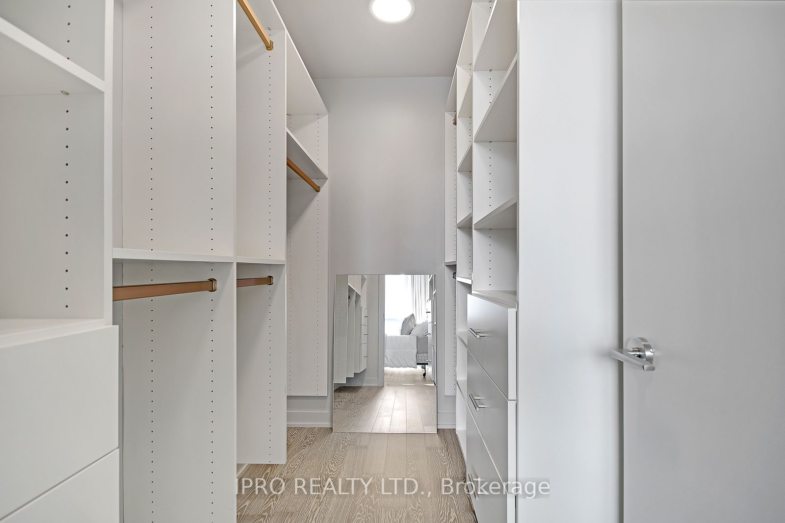39 Brant St, #Ph12
