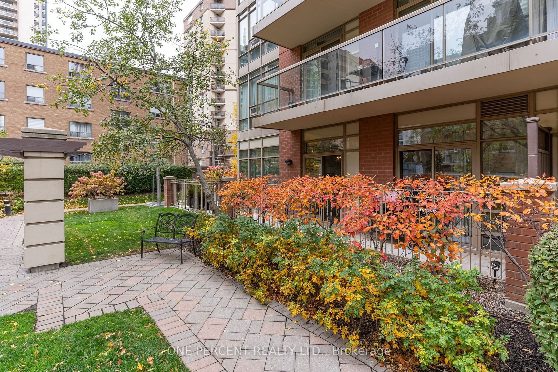 900 Mount Pleasant Rd, #103