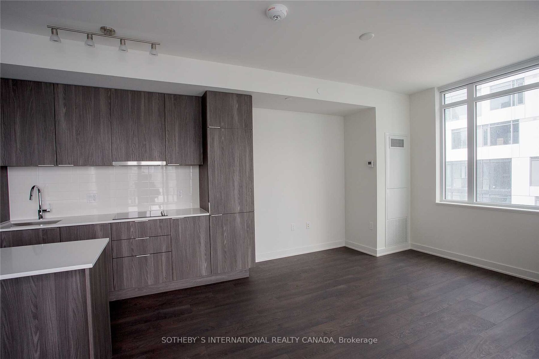 576 Front St W, #1608E