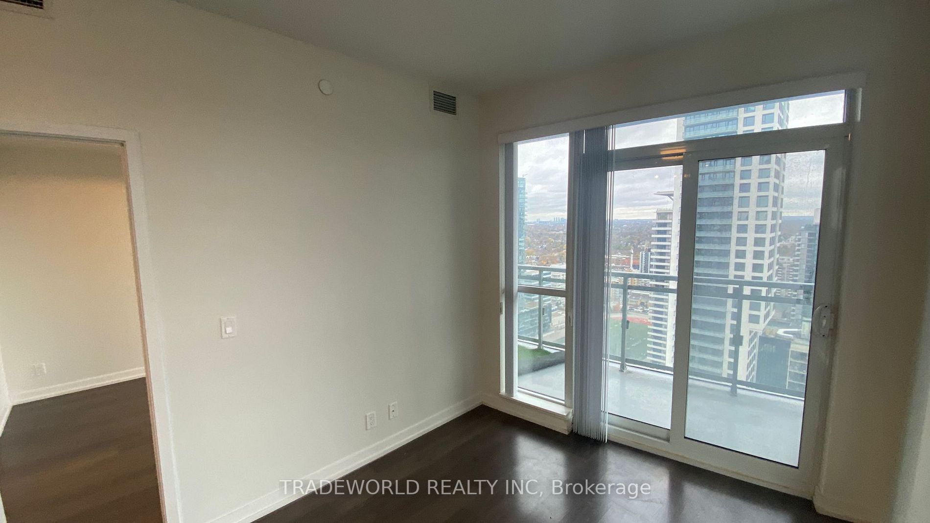 89 Dunfield Ave, #2705