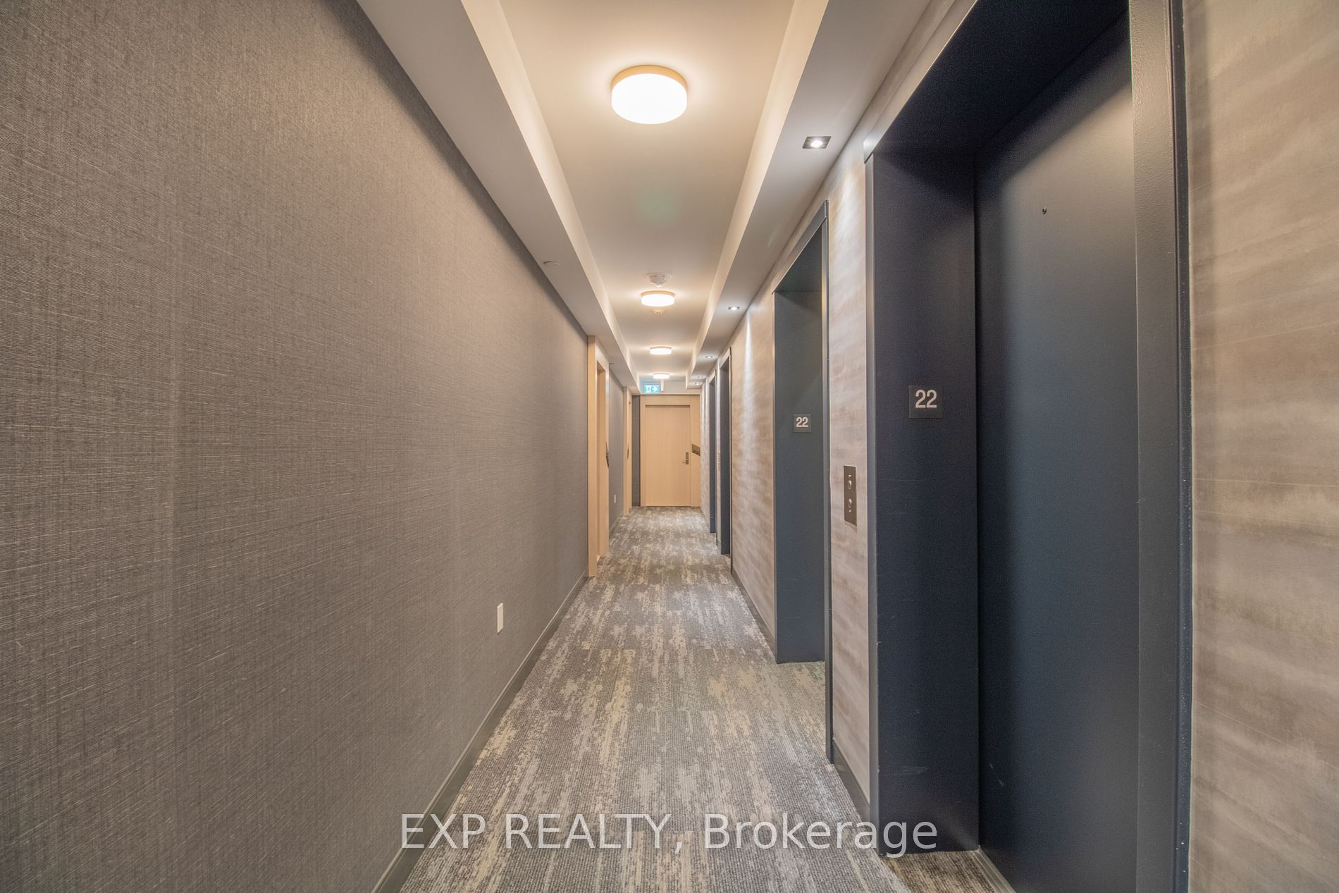 77 Mutual St, #2210