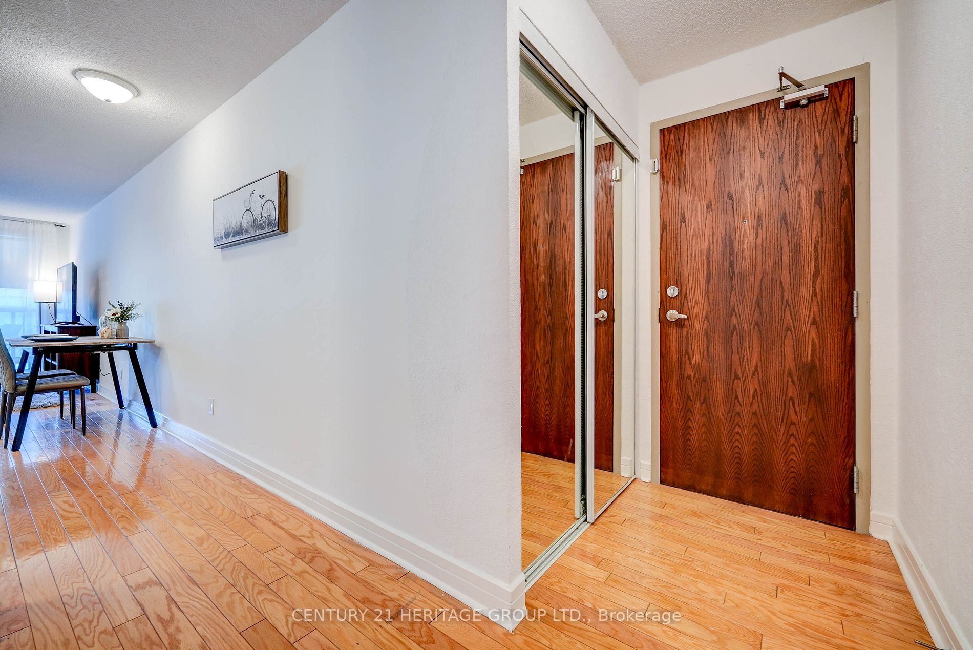 16 Harrison Garden Blvd, #612
