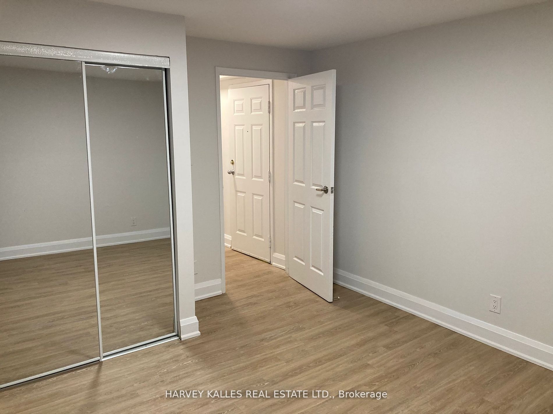 399 Dupont St, #104