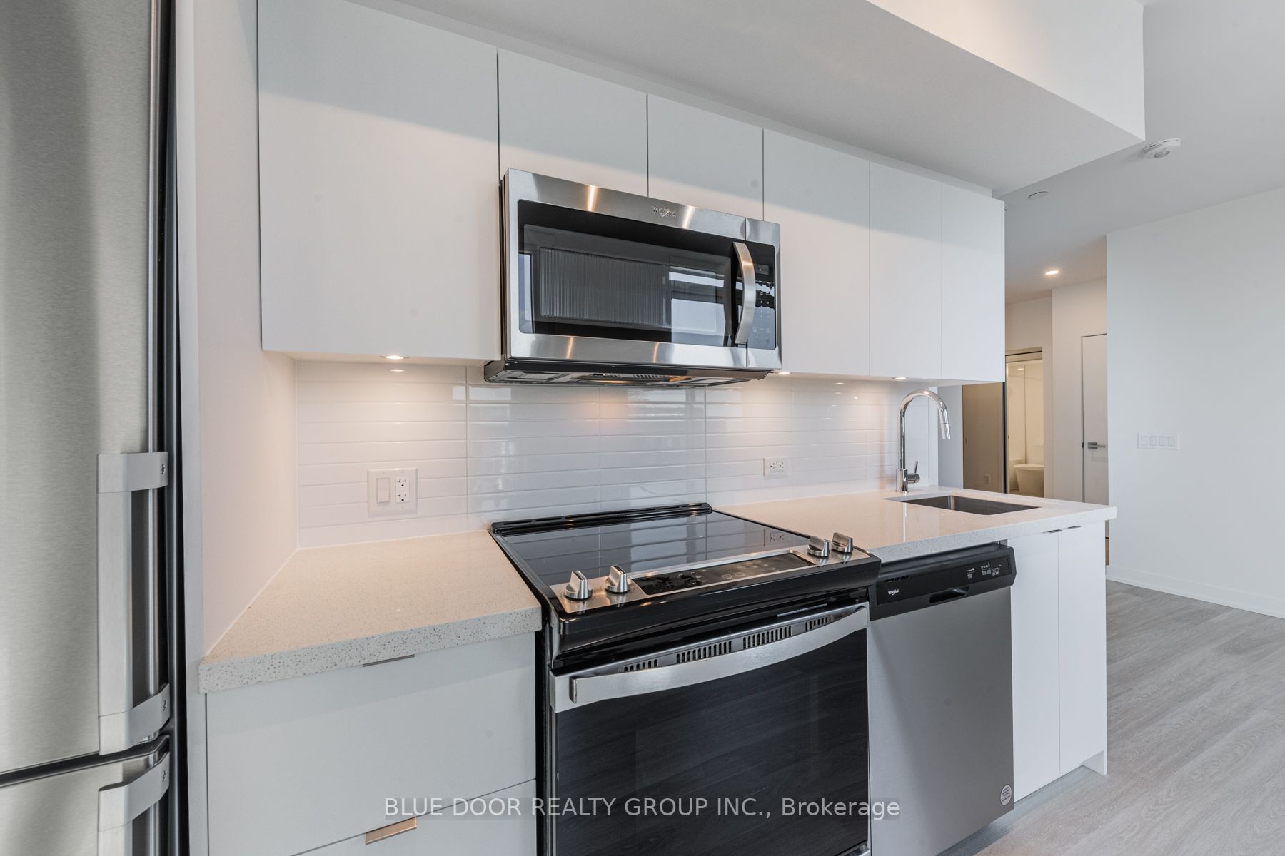 30 Tretti Way, #1006