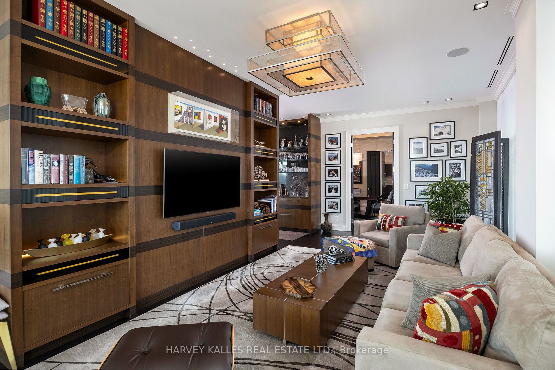 206 Bloor Street W #1501
