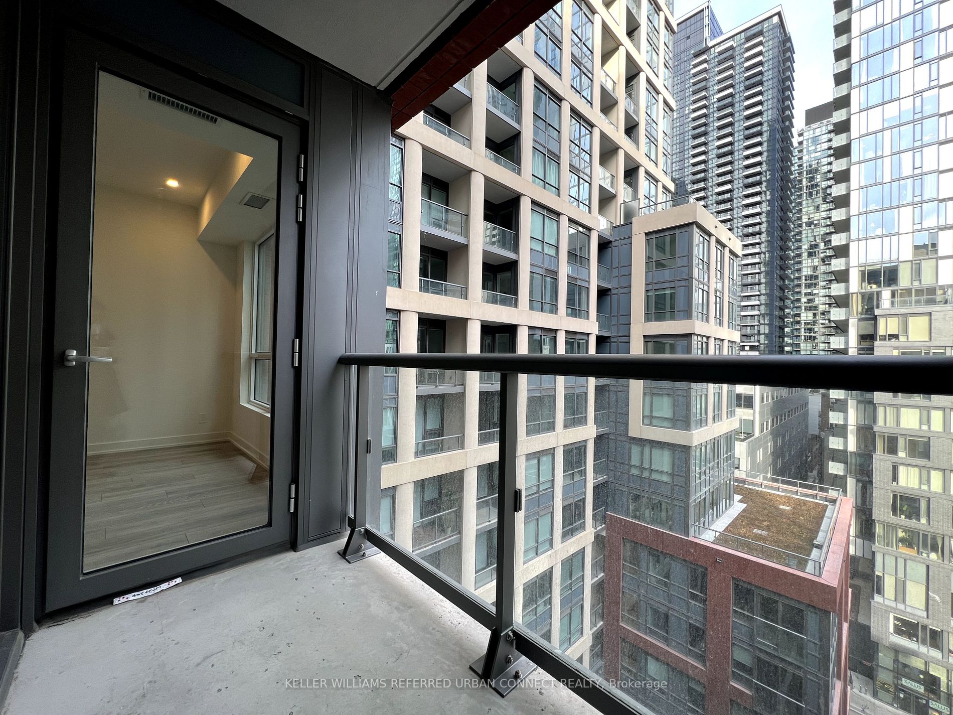 108 Peter Street #1113