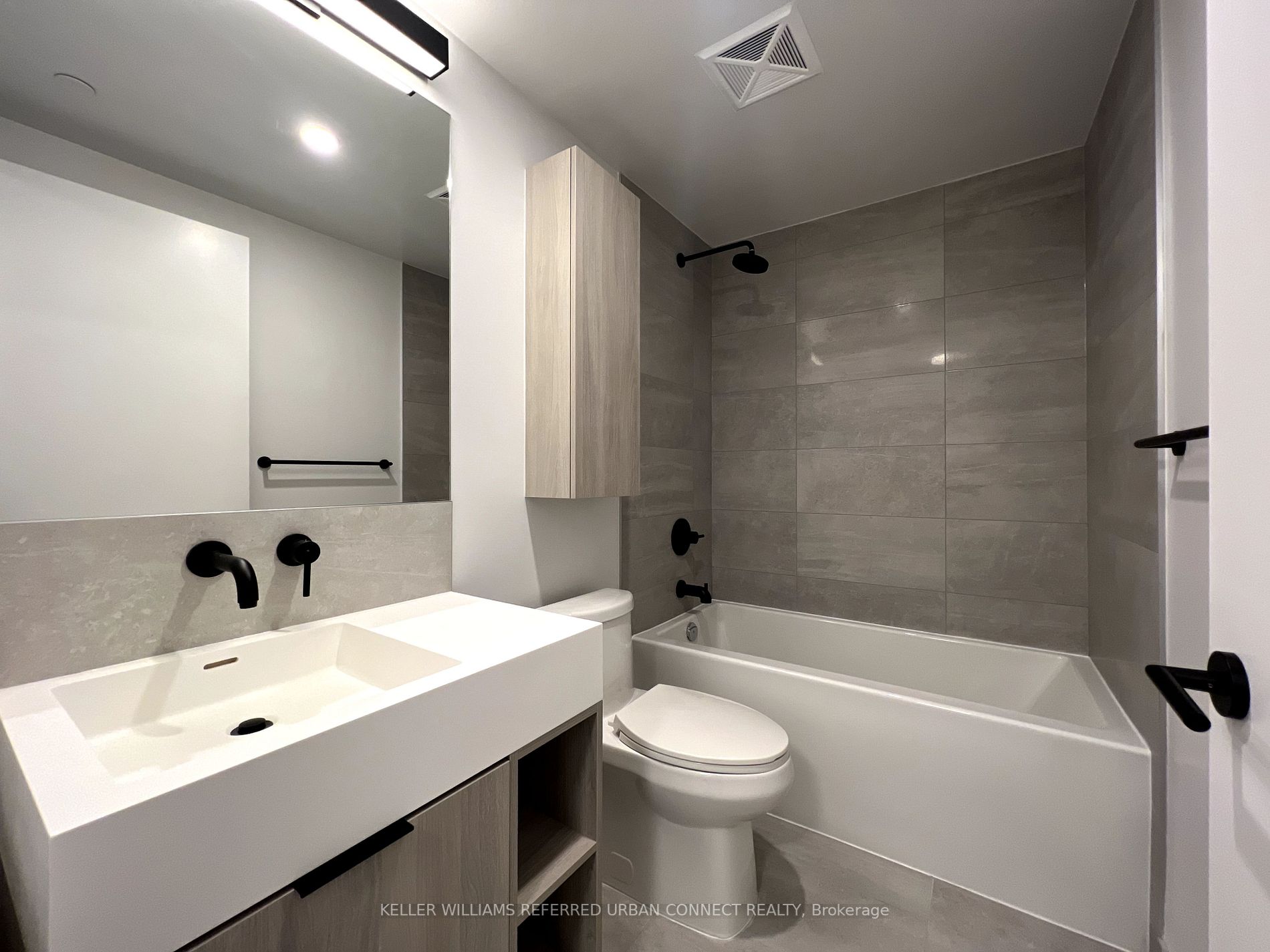 108 Peter Street #1113