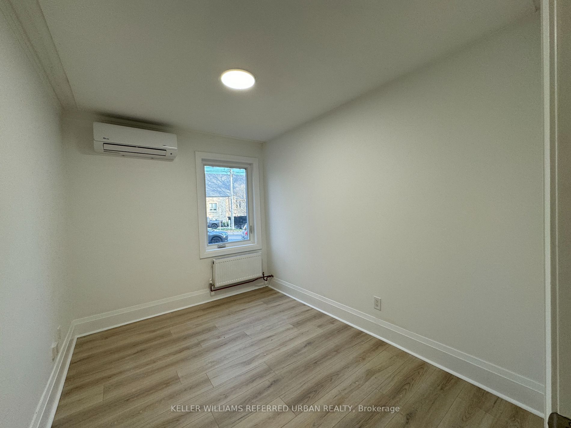 823 Millwood Rd, #4