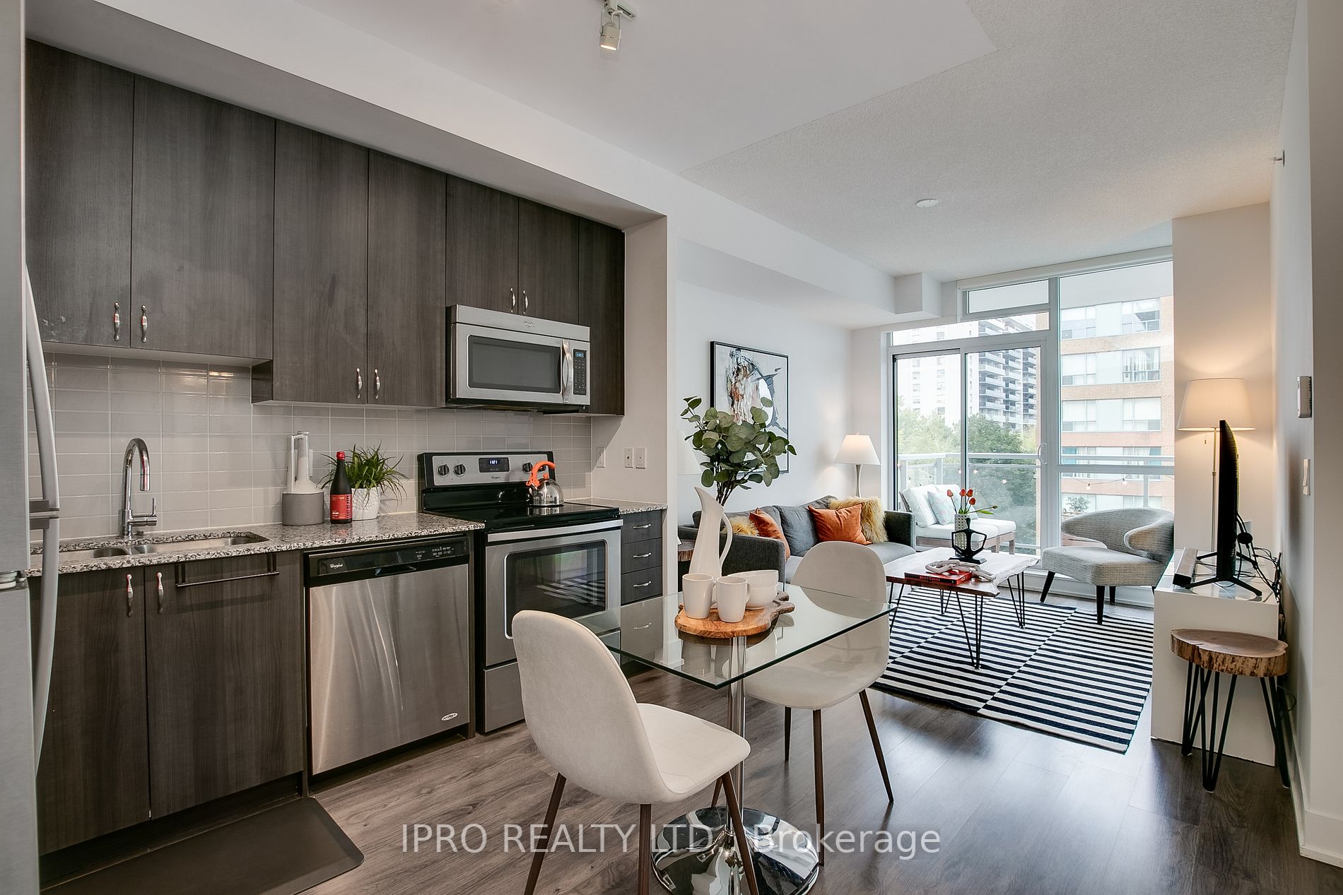 68 Merton Street, #516
