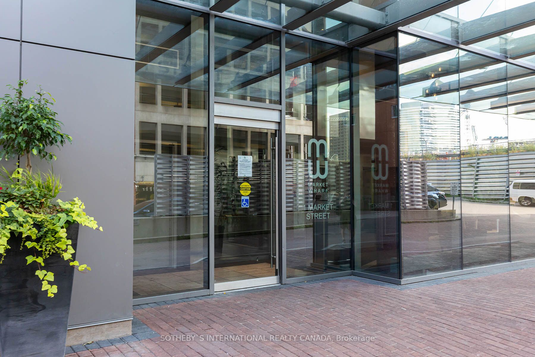1 Market St, #2803