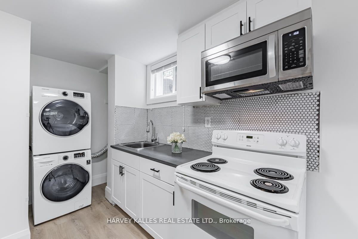 10 Cavotti Cres, #Lower A