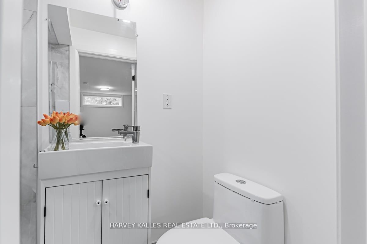 10 Cavotti Cres, #Lower A