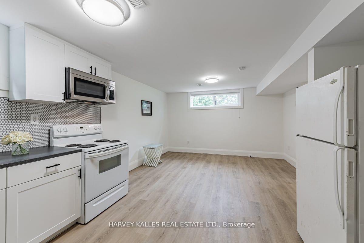 10 Cavotti Cres, #Lower A