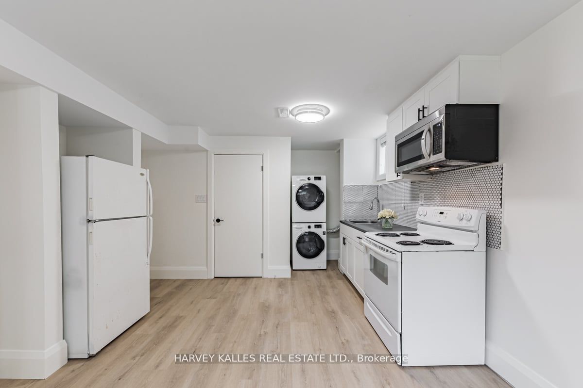 10 Cavotti Cres, #Lower A