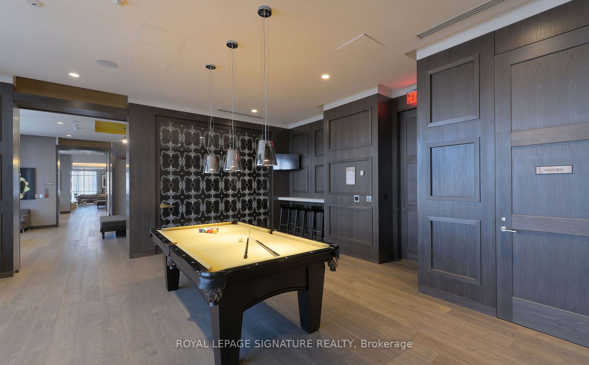 300 Front St W, #2012