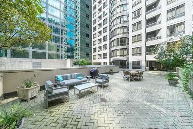 55 Bloor Street E, #1203