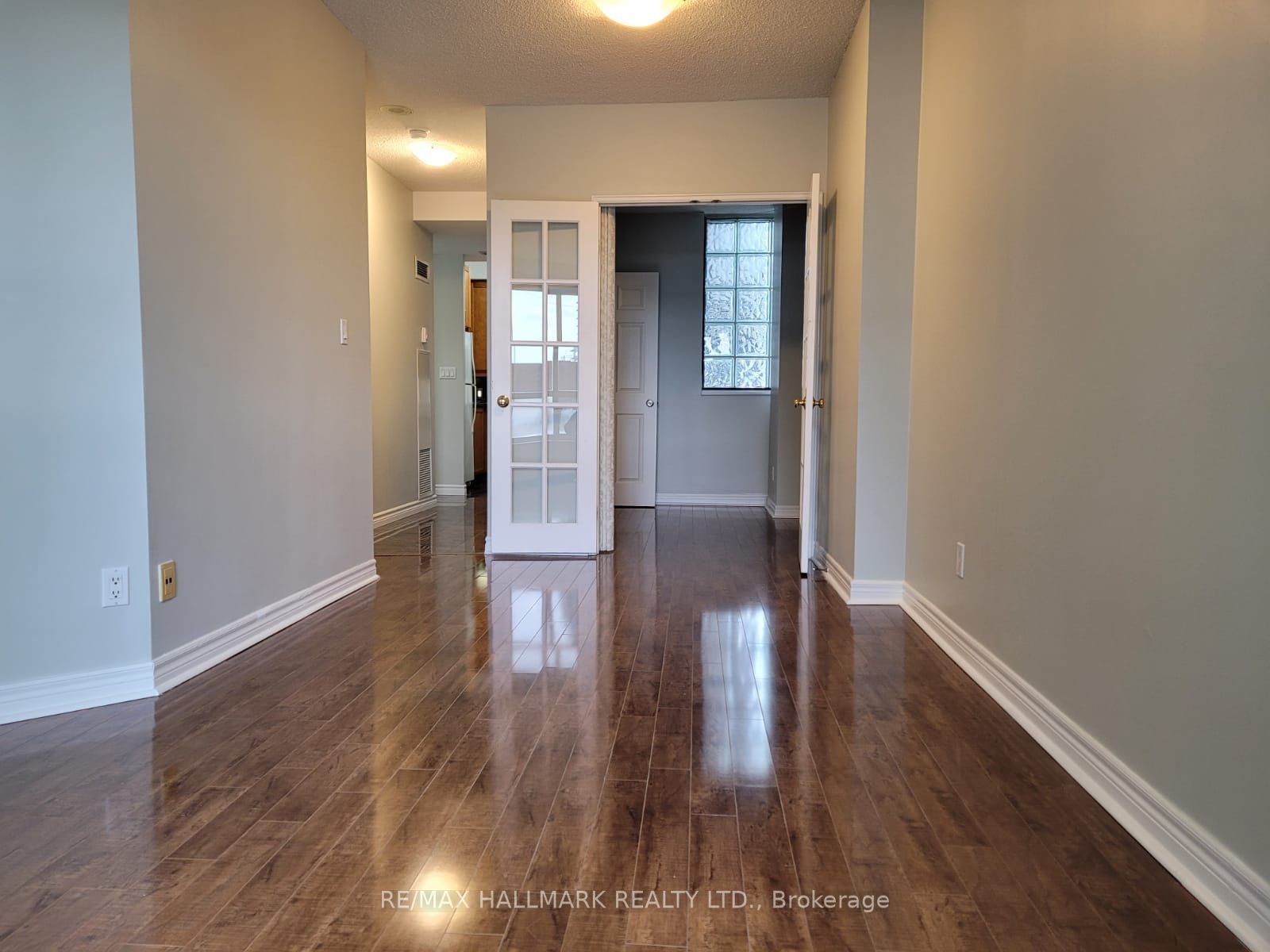 55 Bloor Street E, #1203